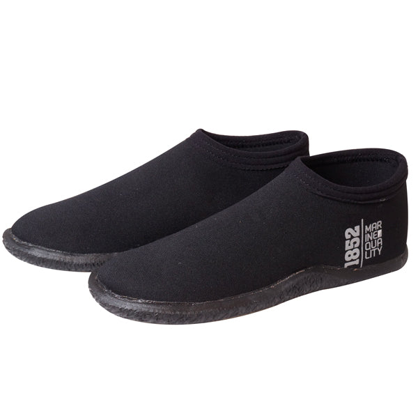 1852 neoprene shoe black size 43